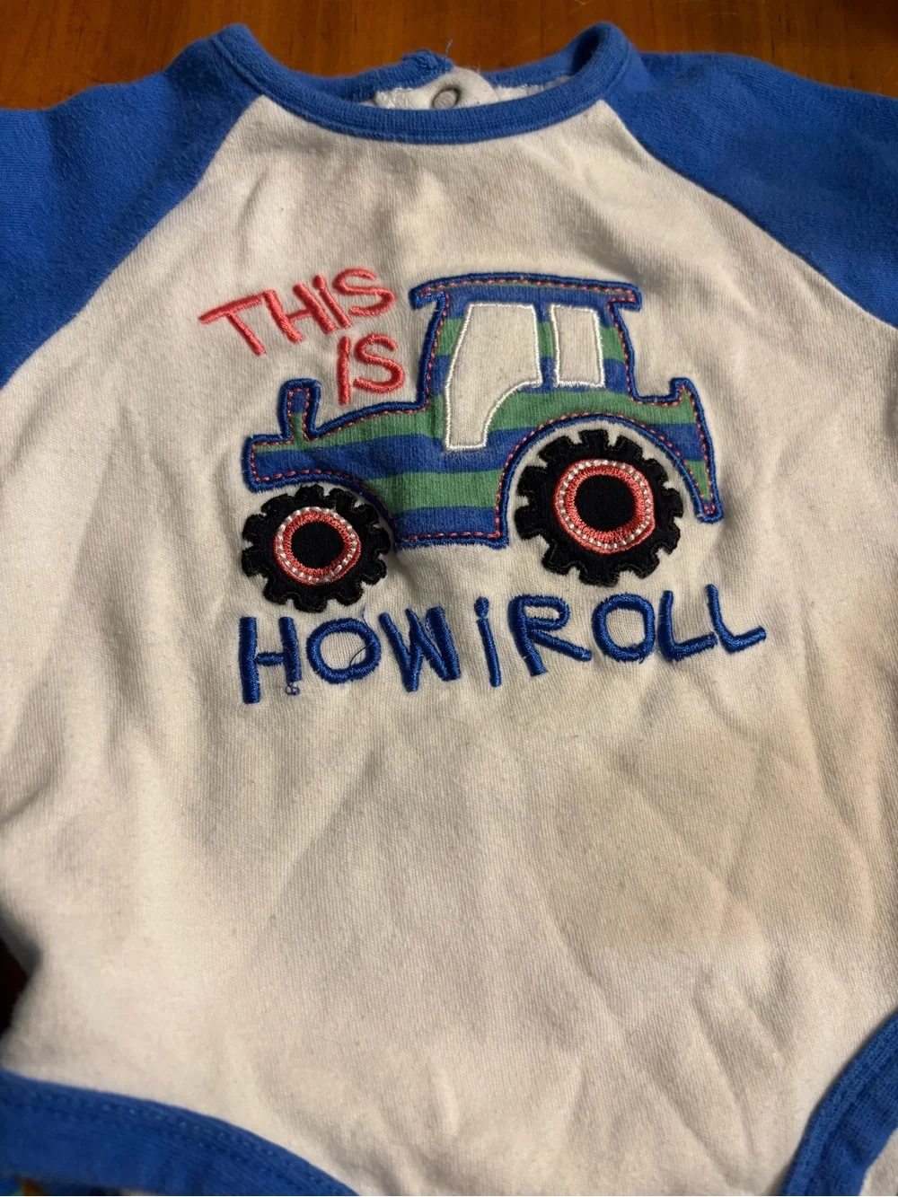 Nursery Rhyme preppy Baby Boys farm 2Pc Tractor Appliqué Bodysuit & Pants Set 6M